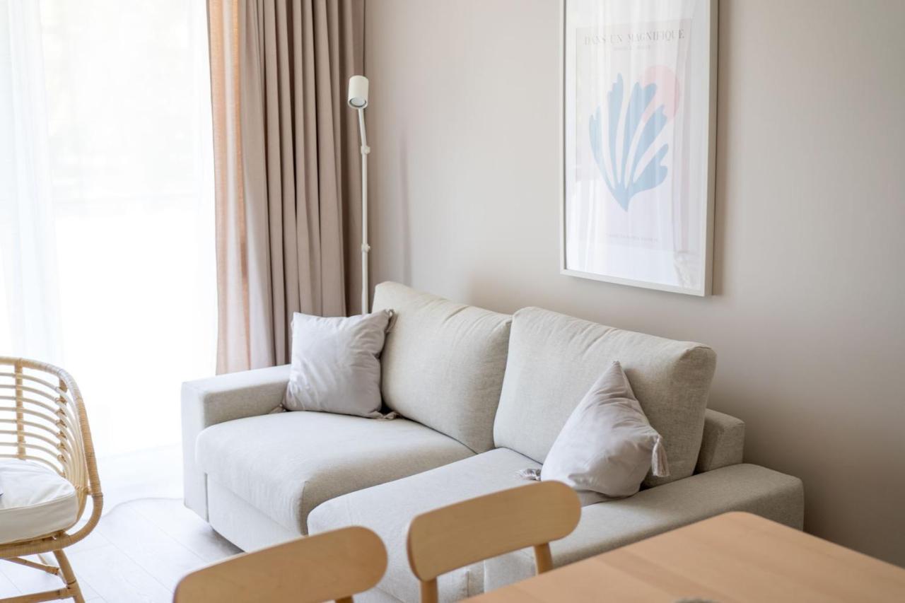 Green Leaf Jawor Apartamenty Екстериор снимка