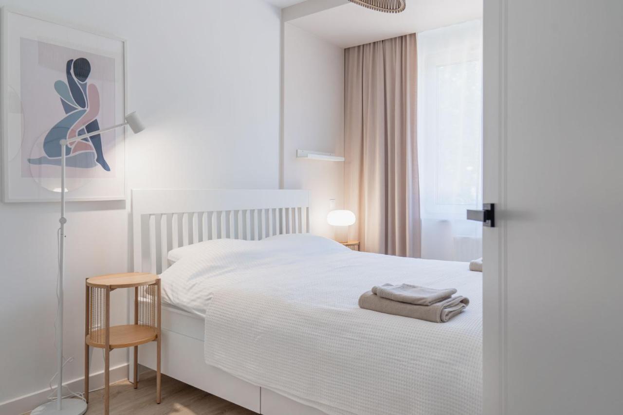Green Leaf Jawor Apartamenty Екстериор снимка