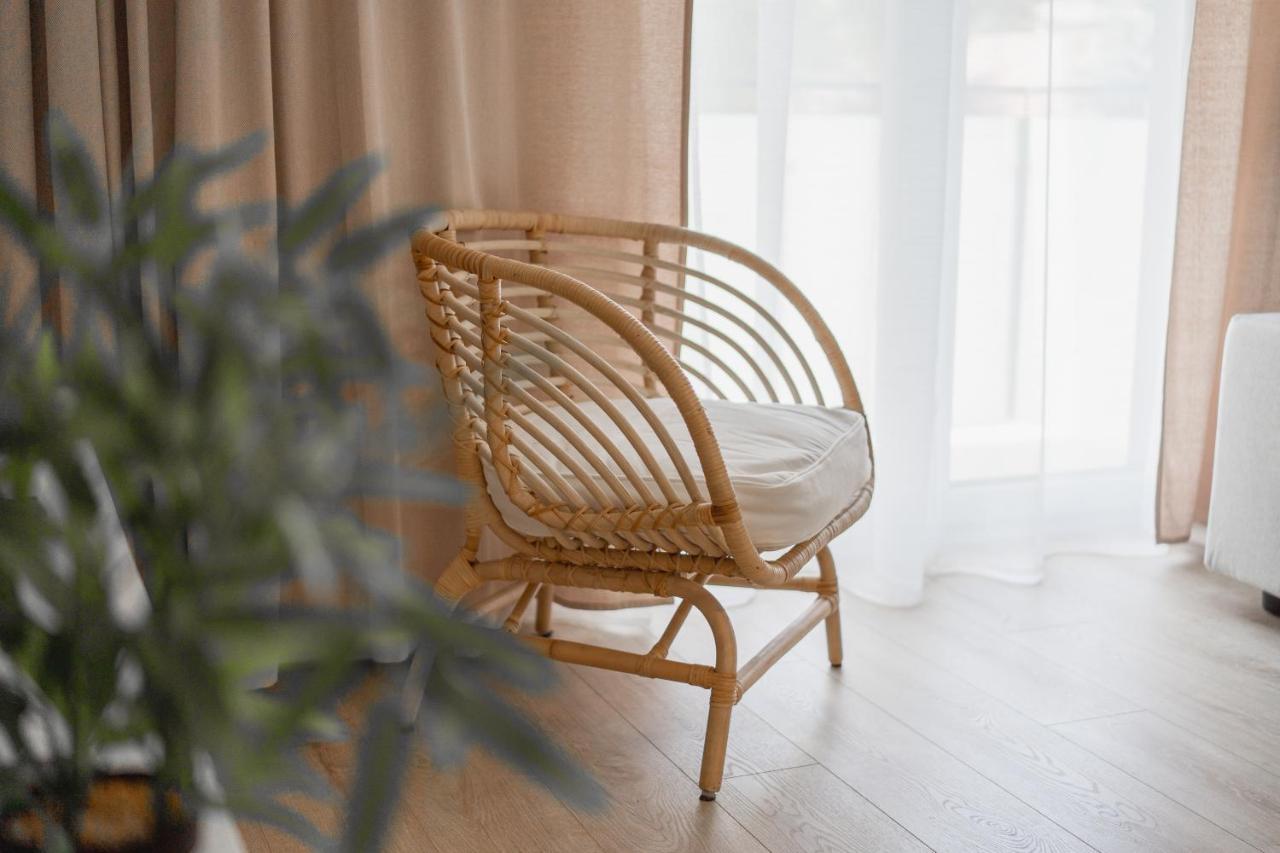 Green Leaf Jawor Apartamenty Екстериор снимка