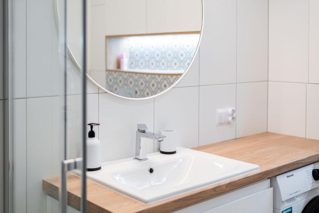 Green Leaf Jawor Apartamenty Екстериор снимка